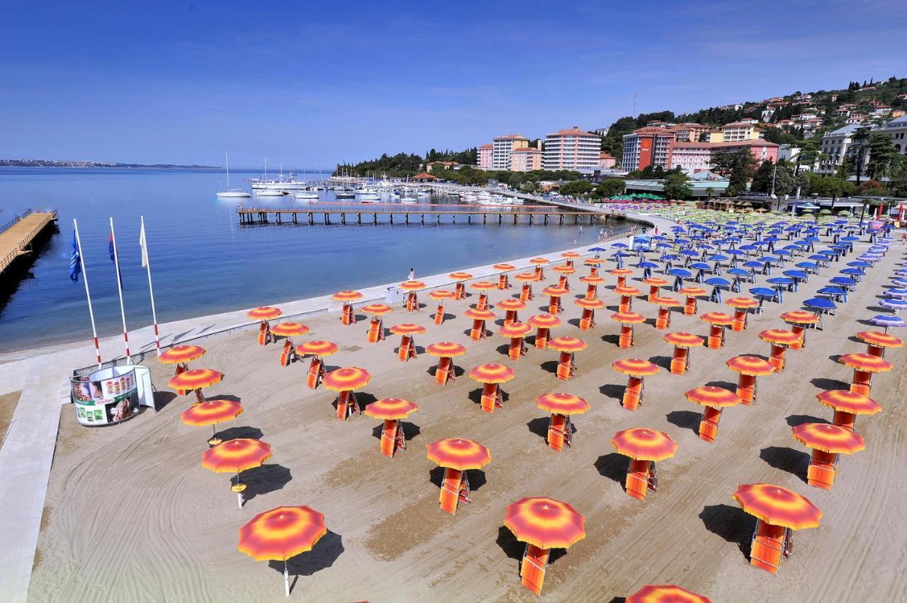 Blue Horizon Apartments Seca Portoroz Exterior photo